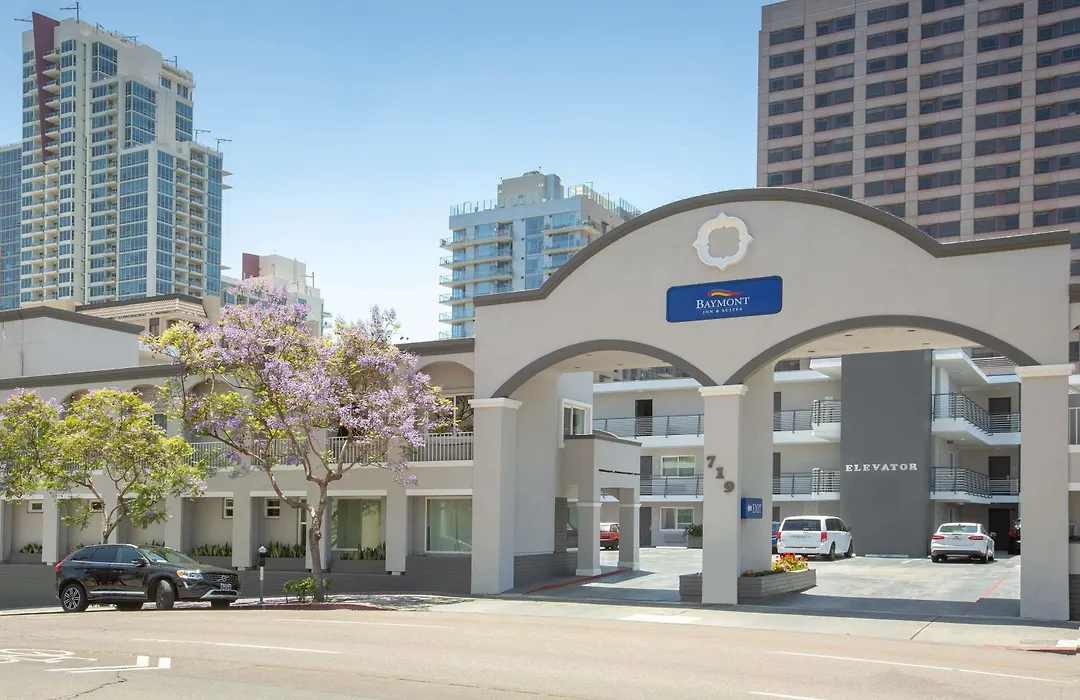 Baymont By Wyndham San Diego Downtown-1